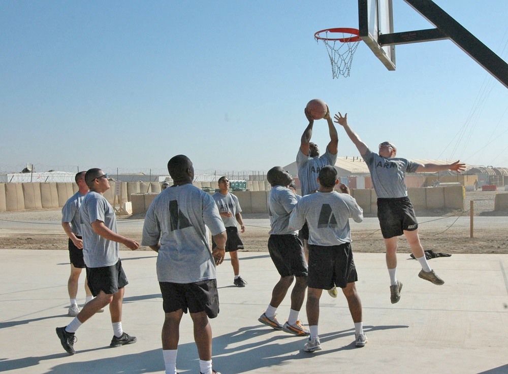 'Blacksmith' Soldiers Enjoy Fun Day