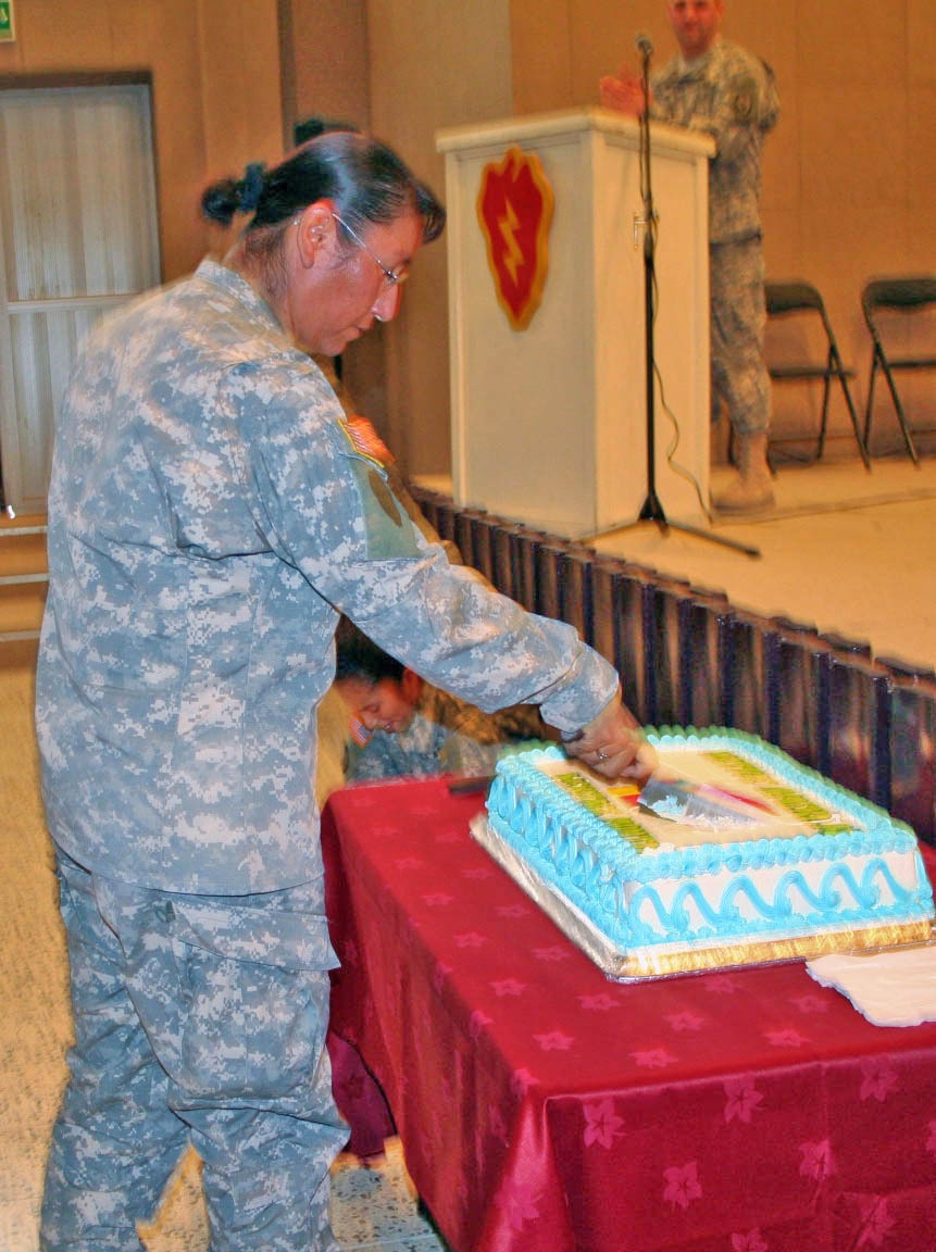 Native American Soldier speaks at ceremony