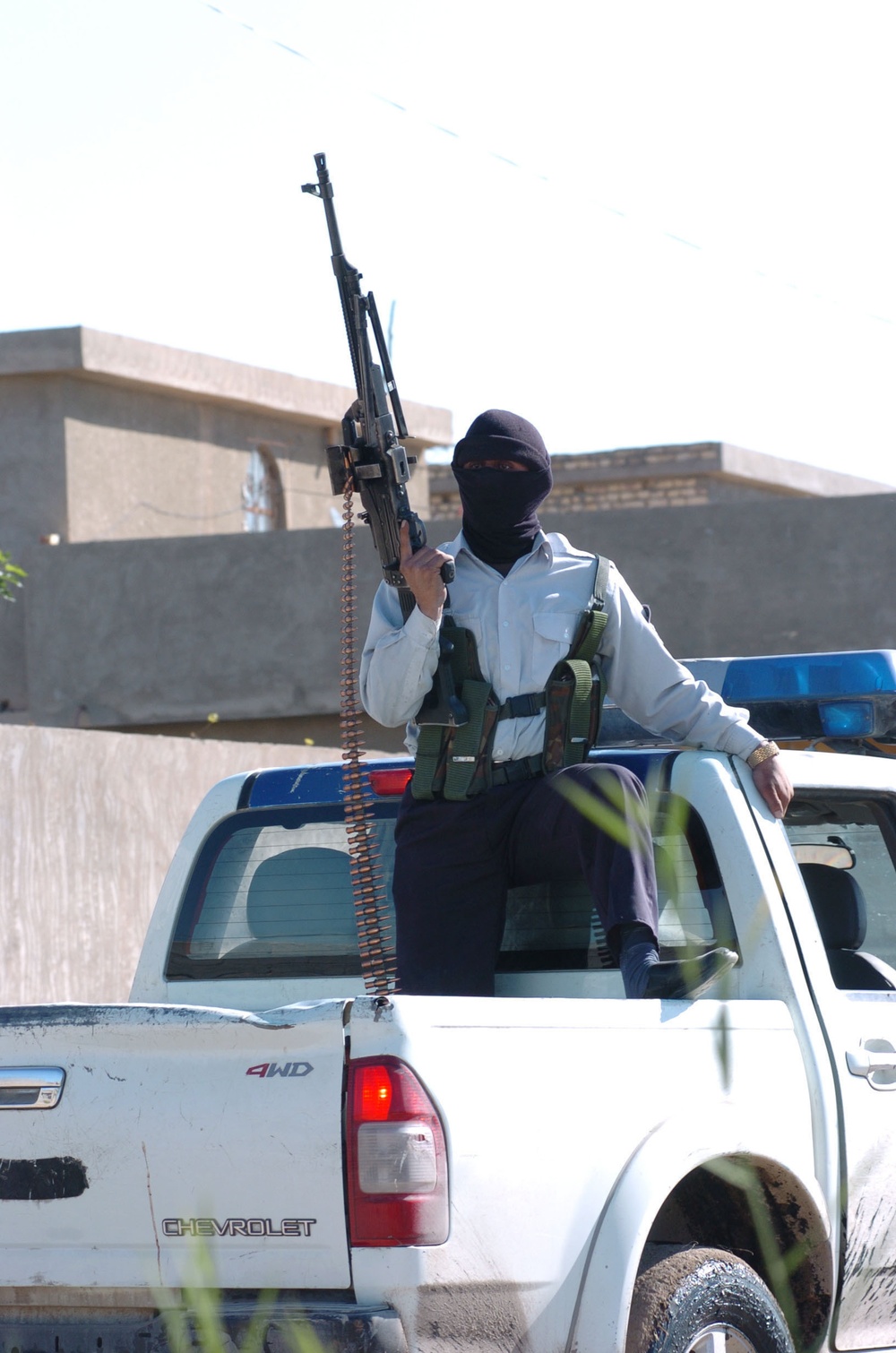Soldiers and Iraqi Police Join Forces