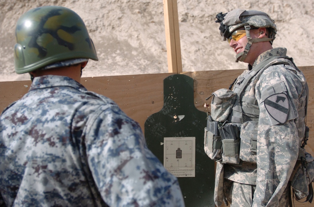 Cav Troops Teach Basics to Iraqi Police