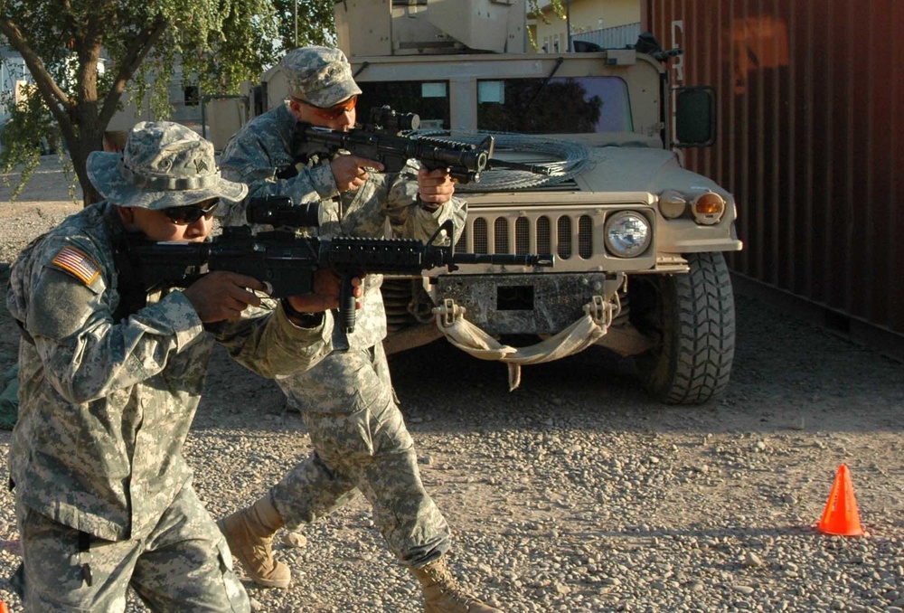 DVIDS Images 'Steel Dragons' Protect Thanksgiving Performance