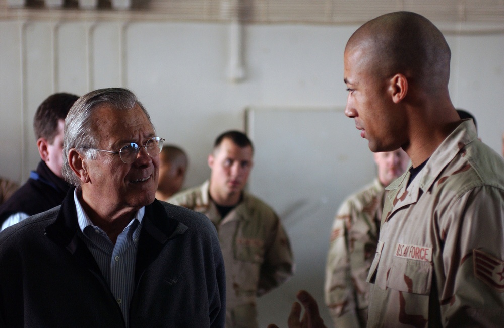 Rumsfeld Visits Troops on Farewell Visit