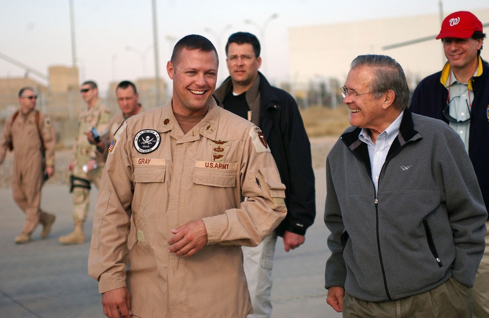 Rumsfeld Visits Troops on Farewell Visit