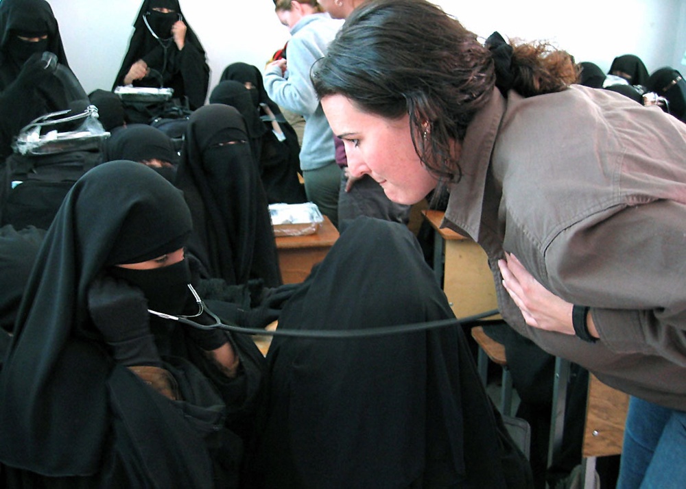 Female Soldiers teach, certify Yemeni women to help livestock