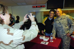 Al Franken delivers message and entertainment for deployed troops