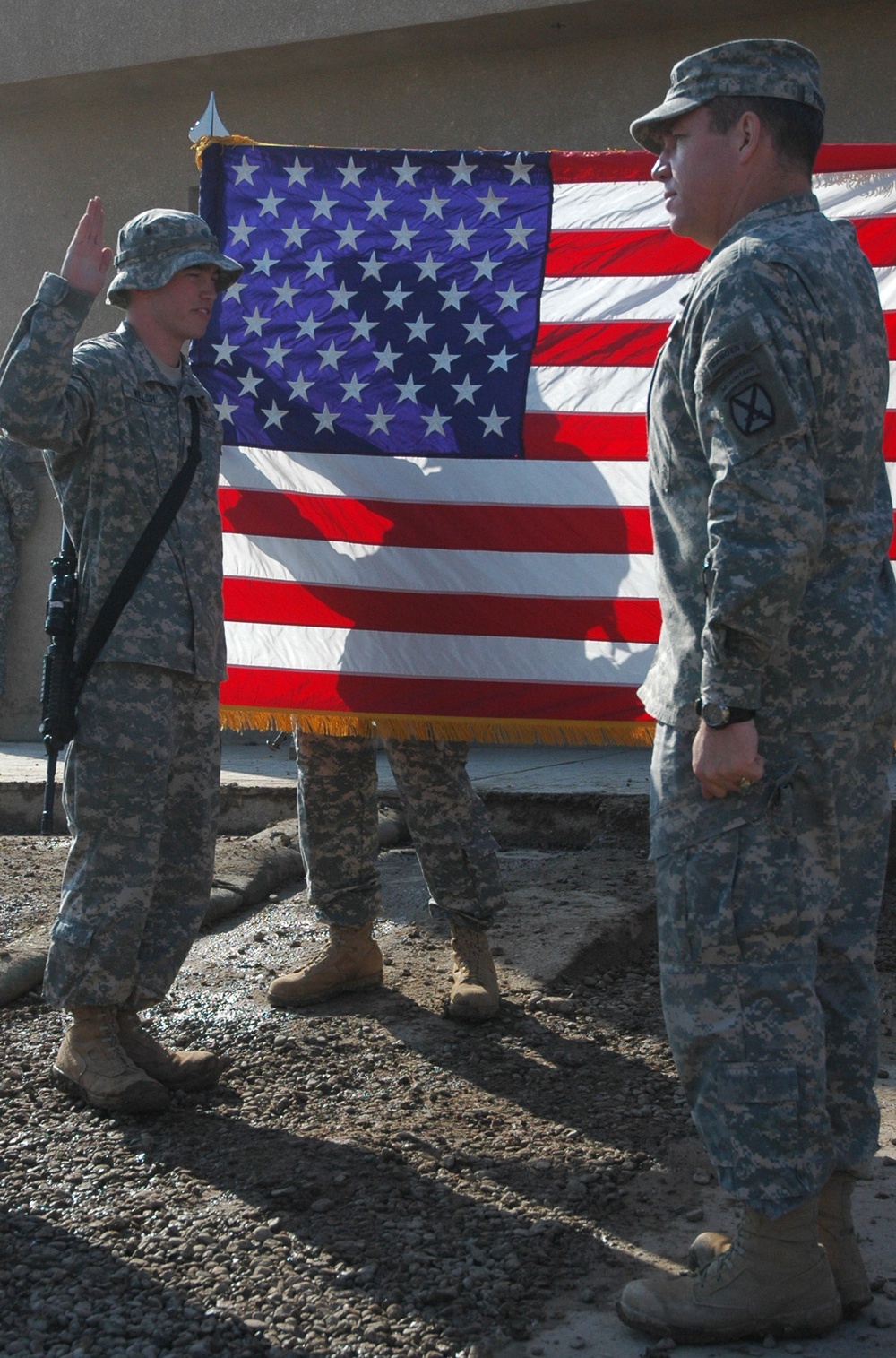 Mountain CG and CSM visit Commando Brigade Soldiers in Iraq