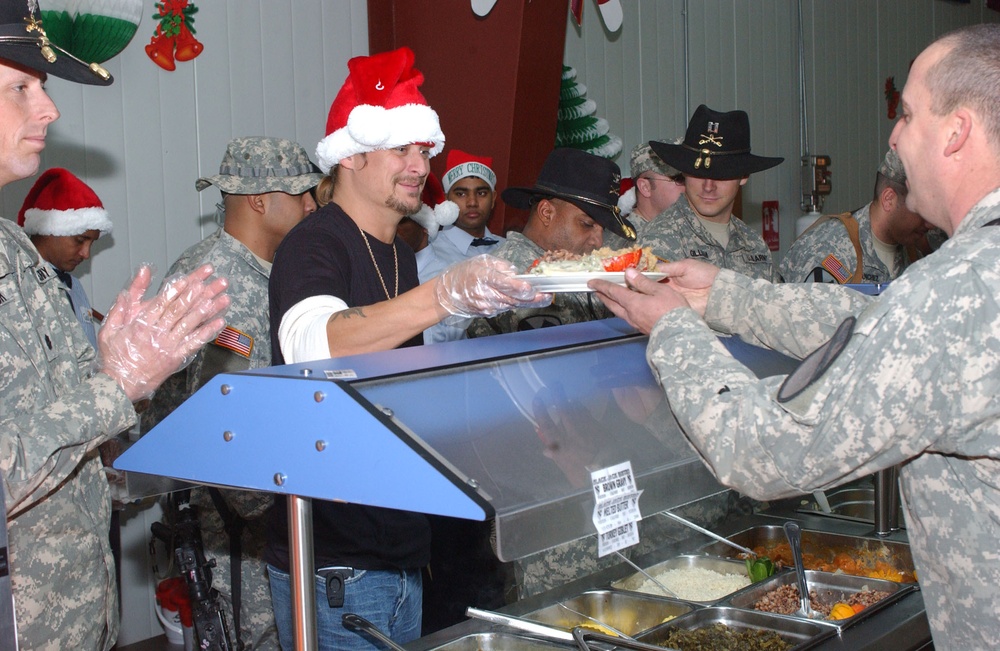 Kid Rock Spends Christmas With the Troops