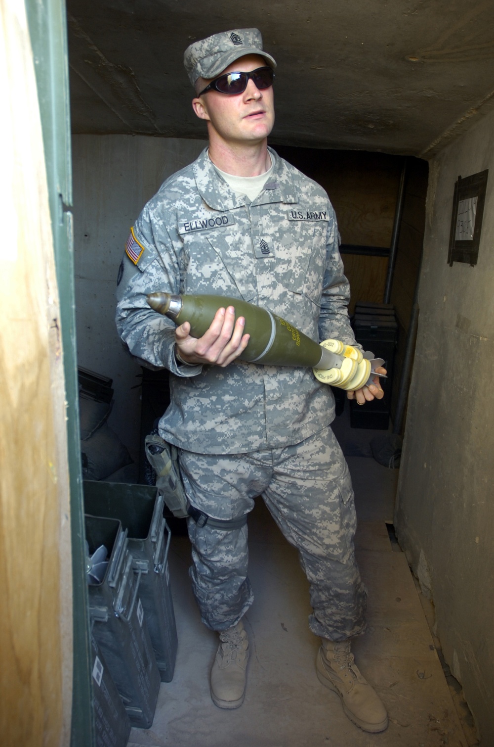 Soldiers practice mortar drills