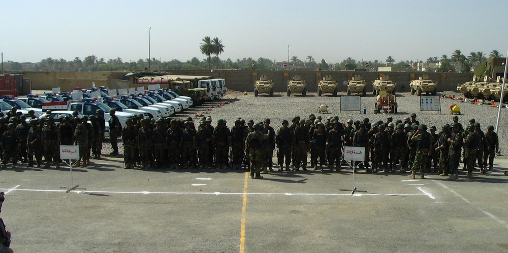 Iraqi National Police Work as Reaction Force