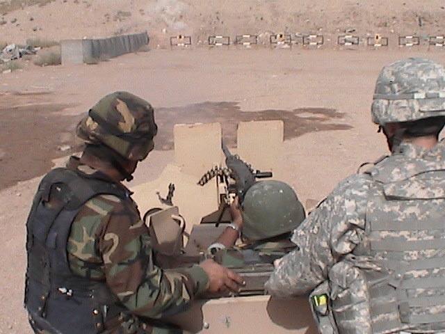 Iraqi National Police Work as Reaction Force