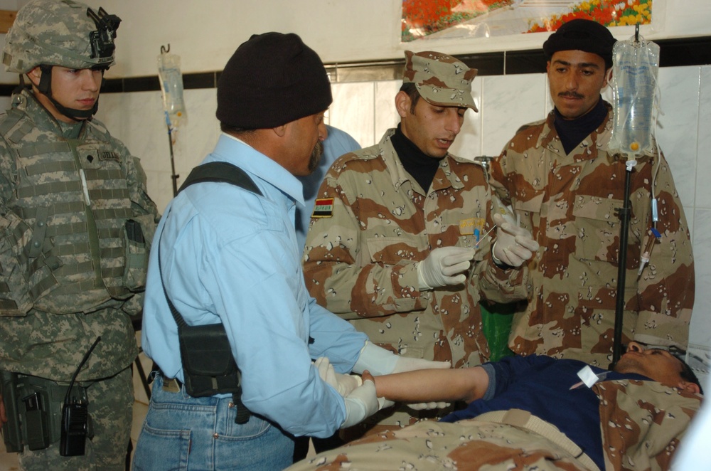 Coalition Forces Help Train Police