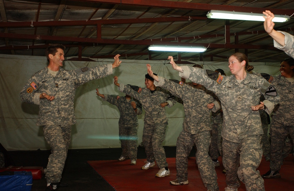 DVIDS - News - Women Soldiers Learn Self-Defense