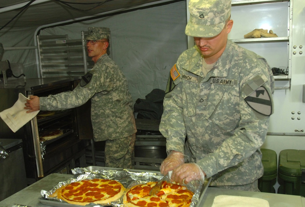 Pizza Party Provided to Taji Troops