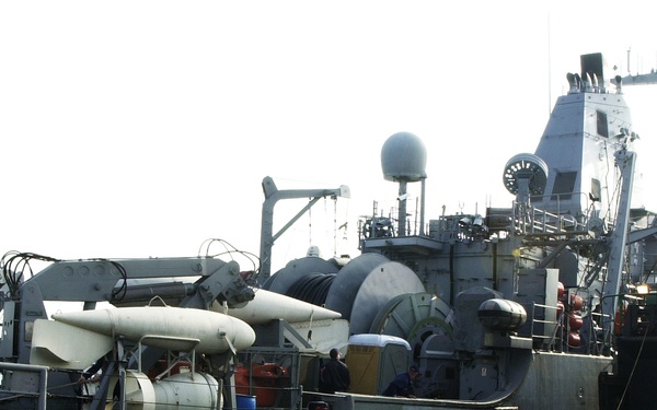 Mine Countermeasure Ship Arrives in Bahrain