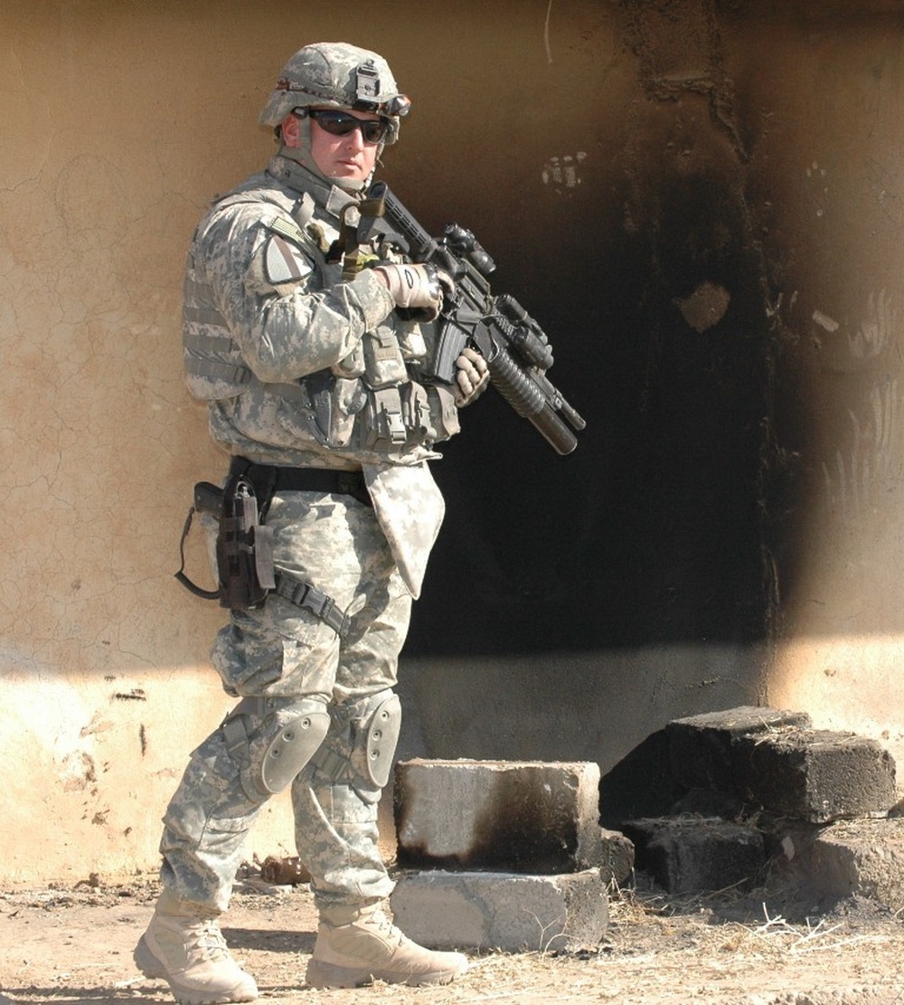 25 солдат. 1st Cavalry Division in Iraq. Отряд ACU. Us Army ACU Iraq. Soldiers Cobwebs.