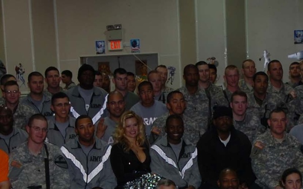 'Grey Wolf' Soldiers Treated to Special Super Bowl Visitors