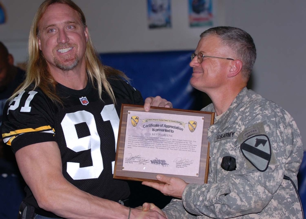 'Grey Wolf' Soldiers Treated to Special Super Bowl Visitors
