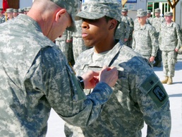 Soldier Saves Gunner's Life, Recognized With Bronze Star