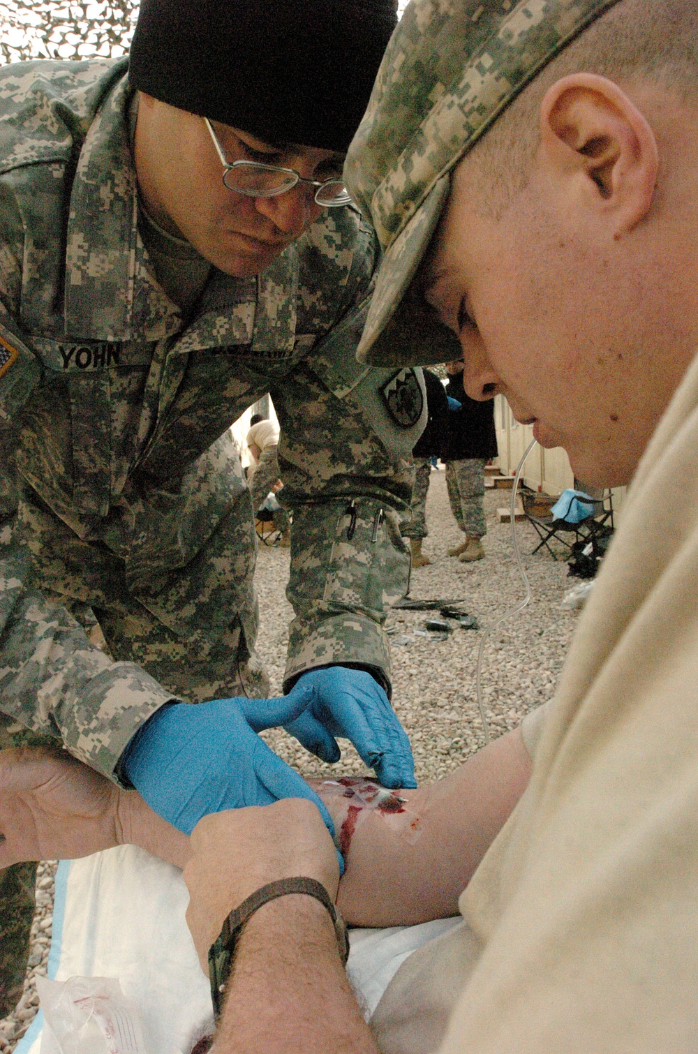 Combat lifesaver