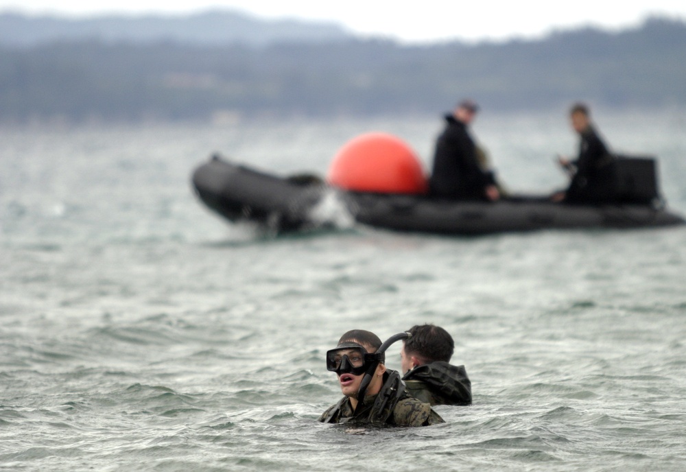 Elite Marine Warriors Prepare for Dive School