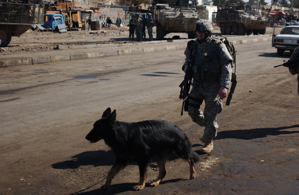 Paratroopers Secure Streets of Baghdad