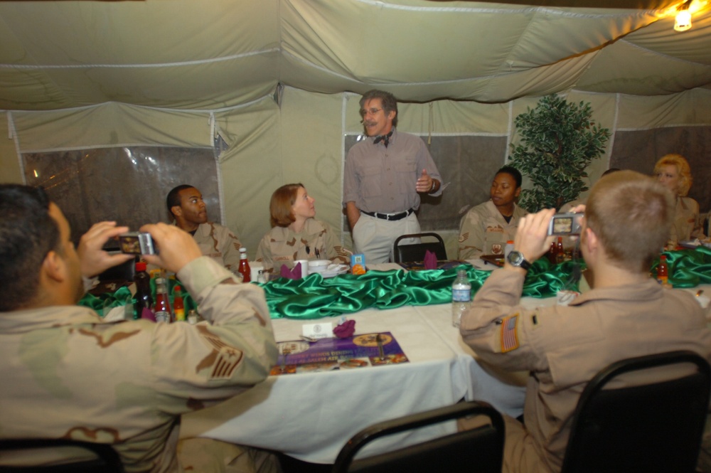 Geraldo Rivera visits troops