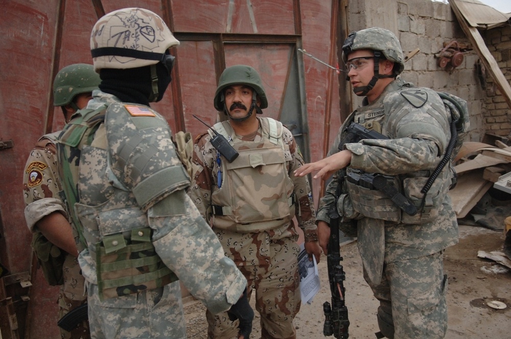 Soldiers working closer than ever with Iraqis