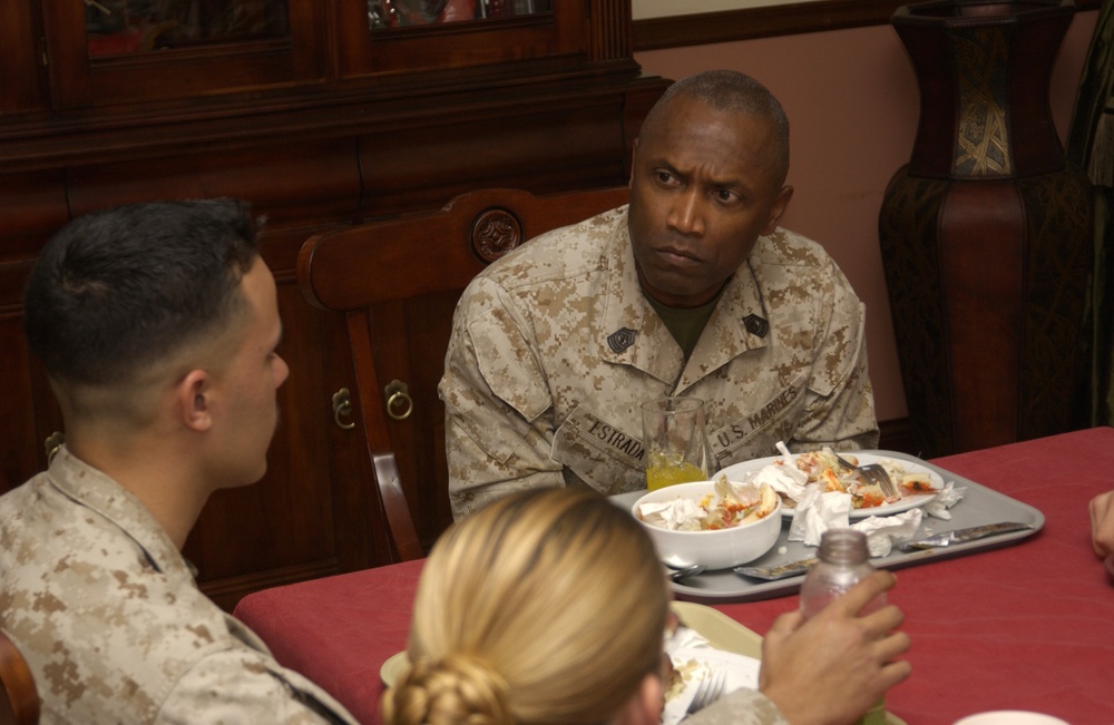 Top enlisted Marine visits joint base in Kuwait