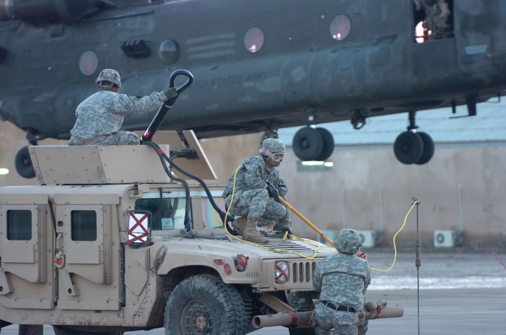 "Ironhorse" Brigade Troopers Learn to Airlift Equipment, Supplies in Combat