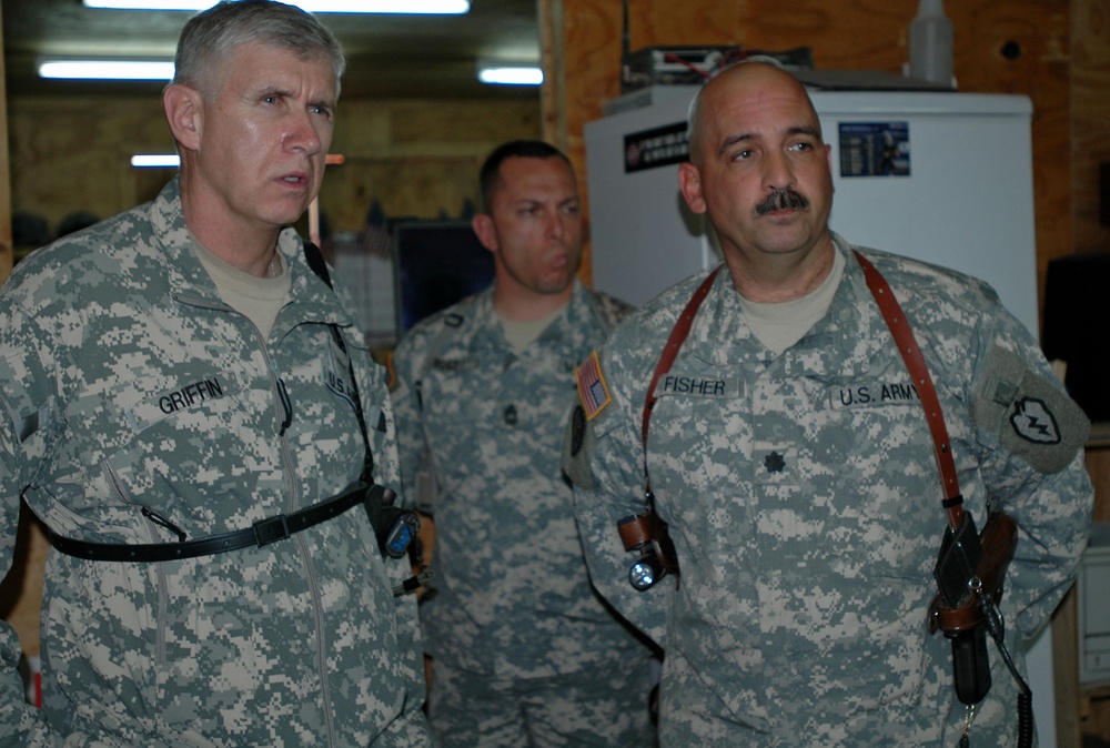 General Griffin visits 25th CAB Soldiers