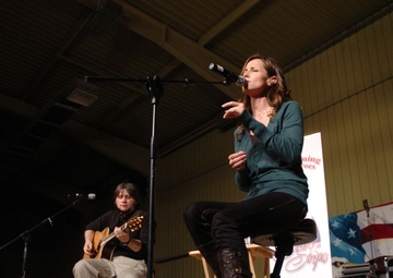 Chely Wright Concert in Iraq