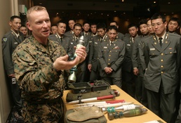 Marines, JGSDF soldiers exchange know-how
