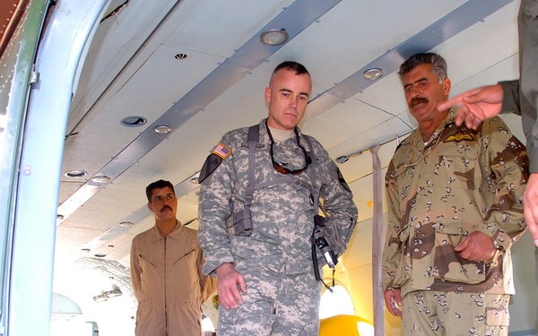 Air Cavalry checks out Iraqi aircraft