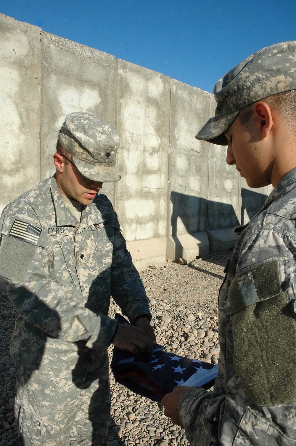 Flags Make Way From Iraq To America's Front Yards