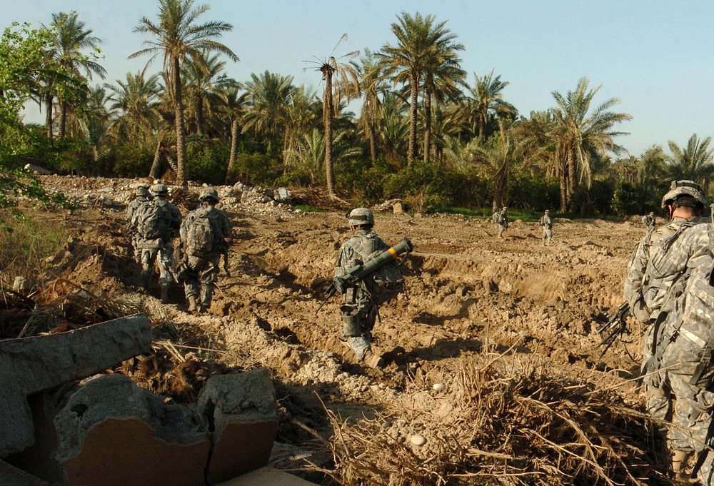 Stryker Soldiers Clear Baqubah Palm Groves