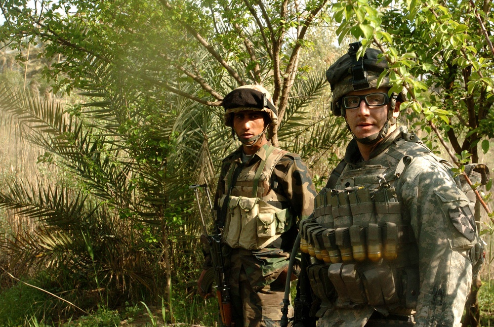 Stryker Soldiers Clear Baqubah Palm Groves