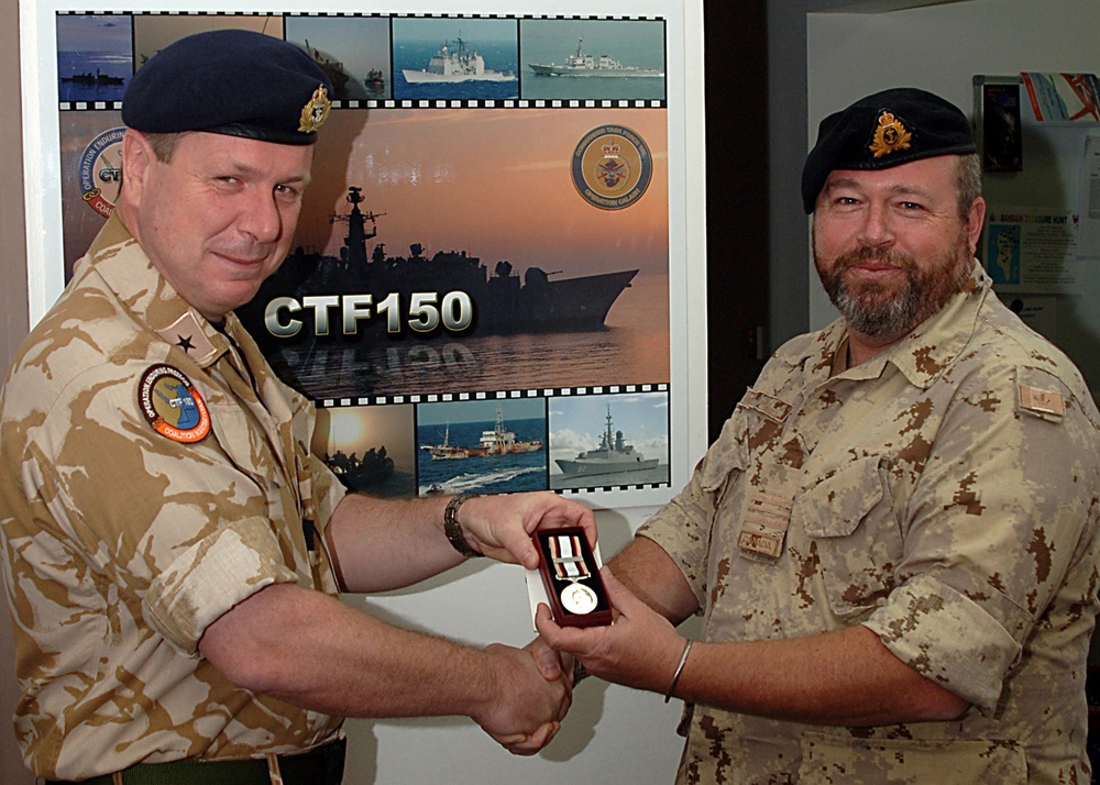 Canadian Sailors Receive Medals