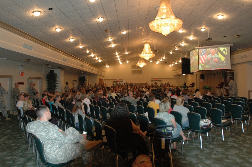 Families, Soldiers gather for Town Hall