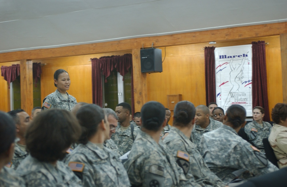 Soldiers Celebrate Women's History Month