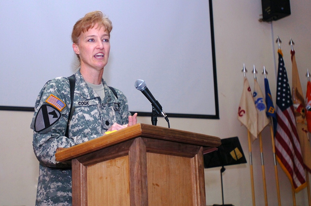 Soldiers Celebrate Women Accomplishments