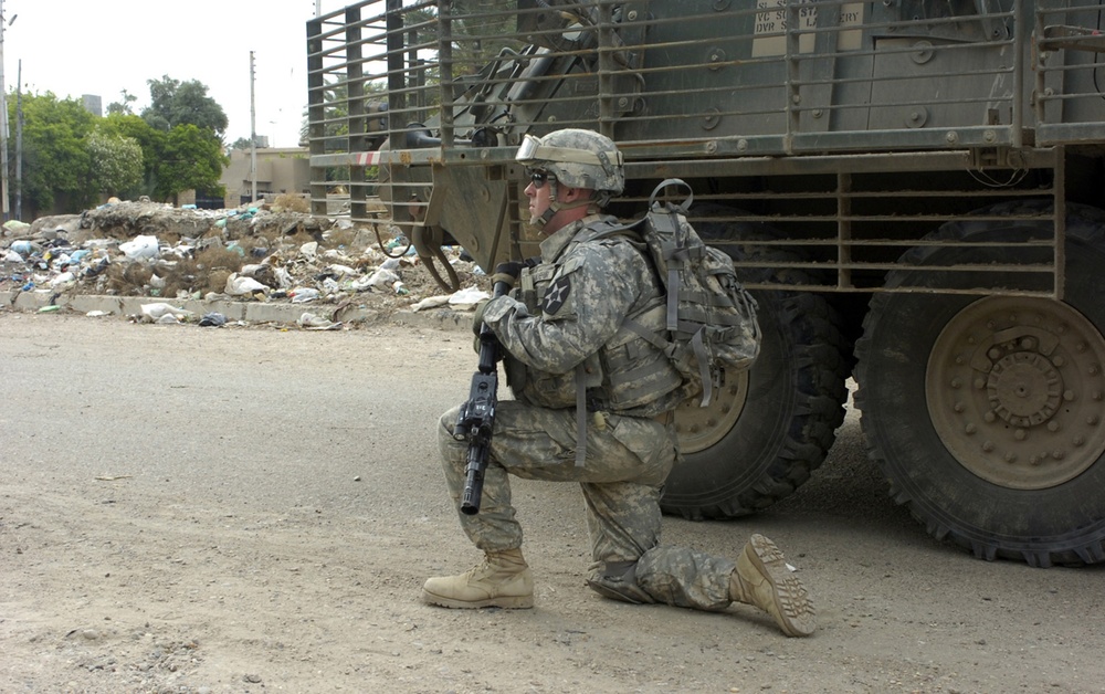Iraqi, Stryker units crack down on Ghazaliyah security