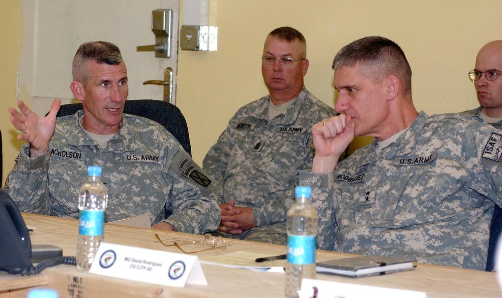 CJTF-82 commander confers with key Spartan, PRT leaders in Jalalabad