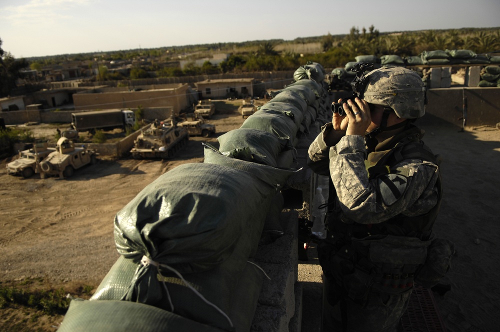 6th Squadron, 9th U.S. Cavalry Soldiers patrol, build in Shakarat