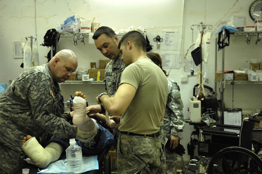 6th Squadron, 9th U.S. Cavalry Soldiers treat wounds at FOB Normandy