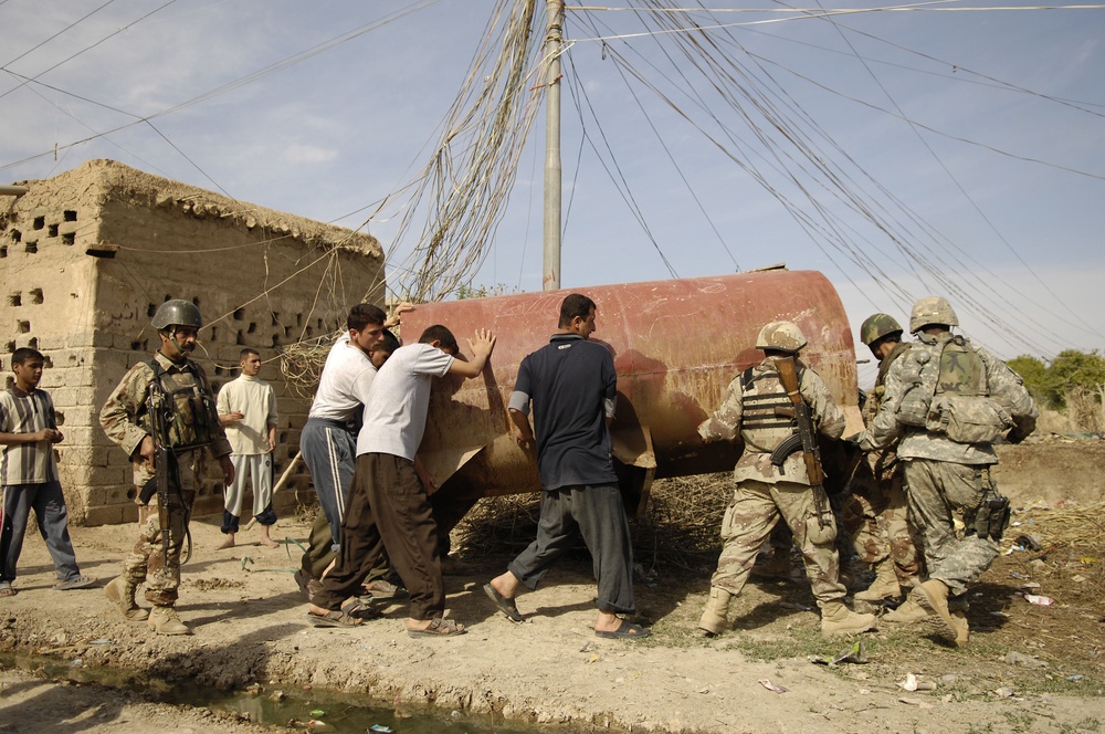 6th Squadron, 9th U.S. Cavalry Soldiers patrol, build in Shakarat