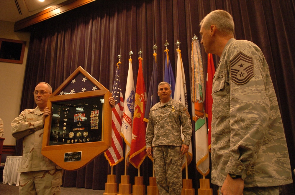 Retirement Ceremony Held for Gen. Abazaid