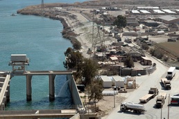 Hawaii Marines serve with Azerbaijani in Haditha