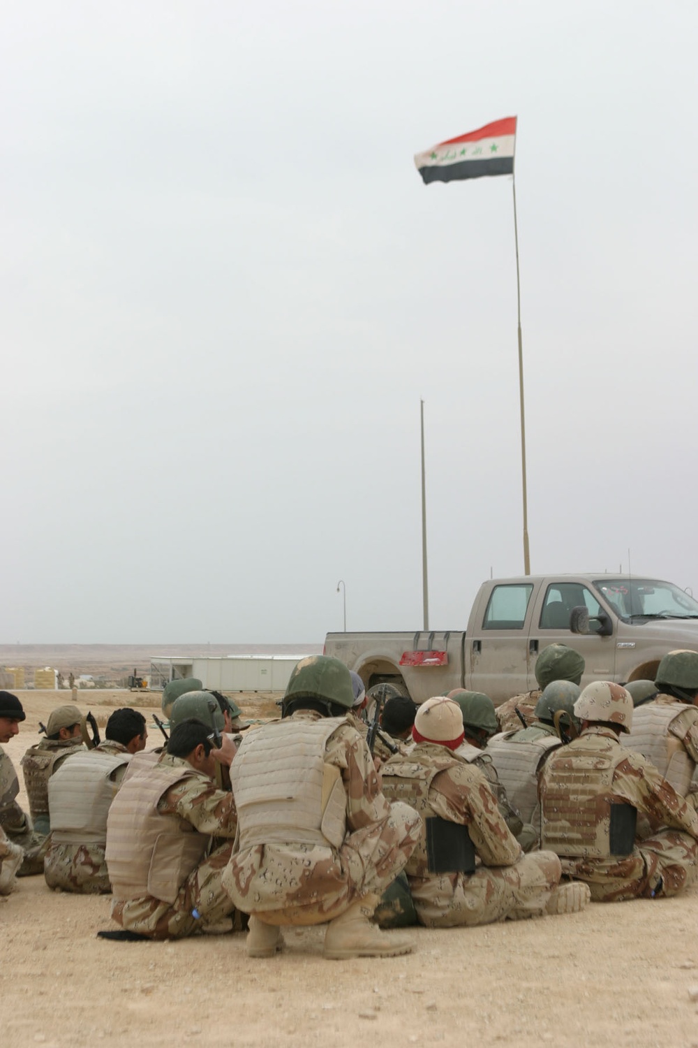 Iraqi soldiers train at Iraqi Army School of Infantry