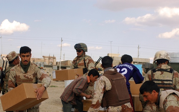 Humanitarian relief delivered in Tal Afar