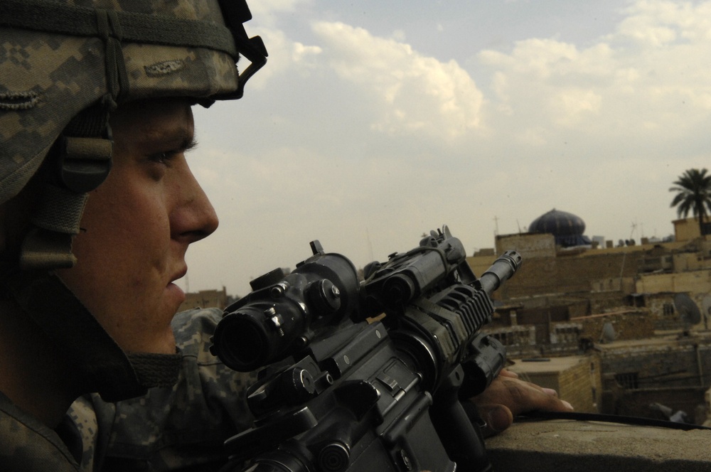 Stryker Soldiers Cordon and Search Old Baqubah